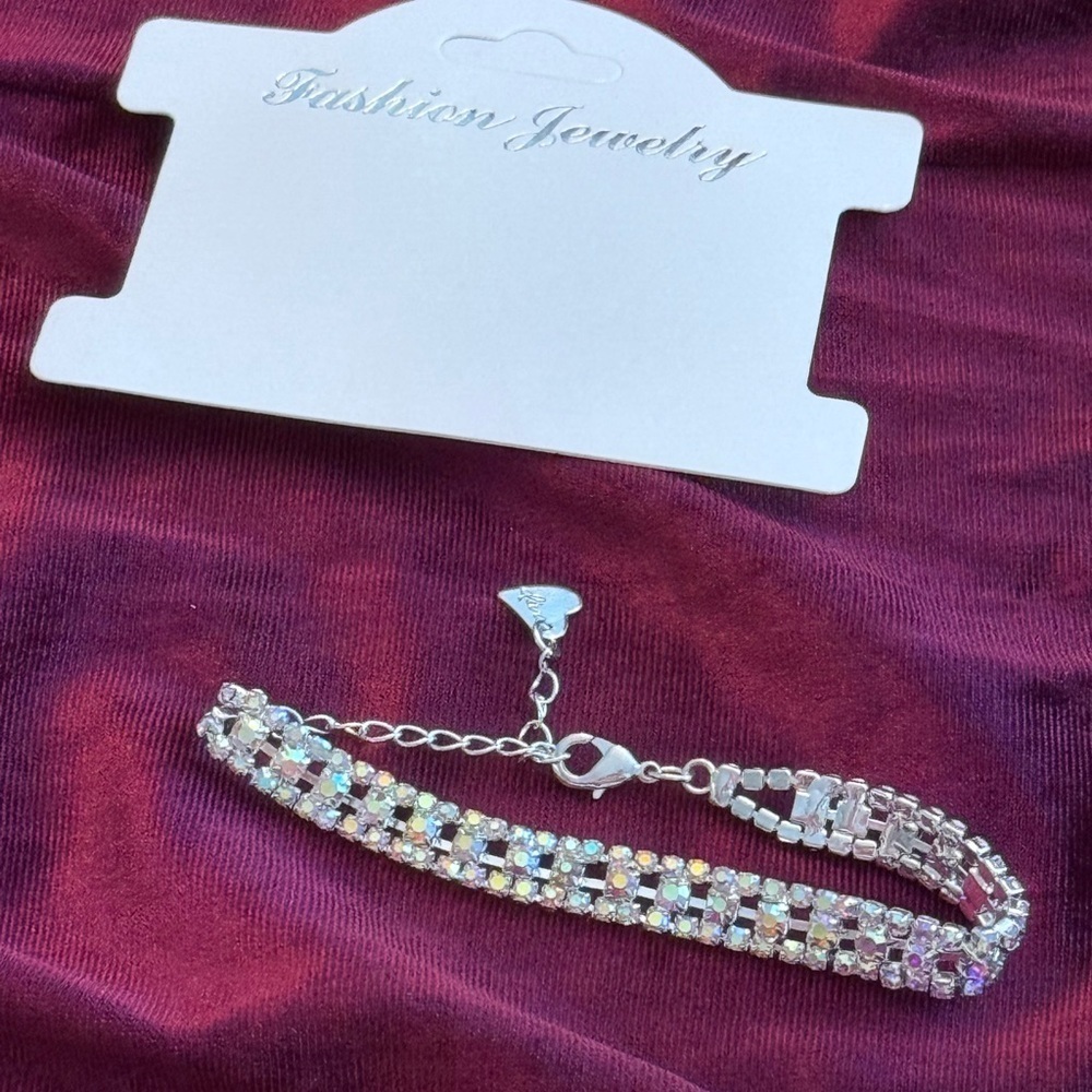Silver tone rhinestone NWT